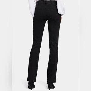 📣 NYDJ Waist-Match Black 🖤 Straight Leg Marilyn Jeans 🆕 New Tags Size 12 😍